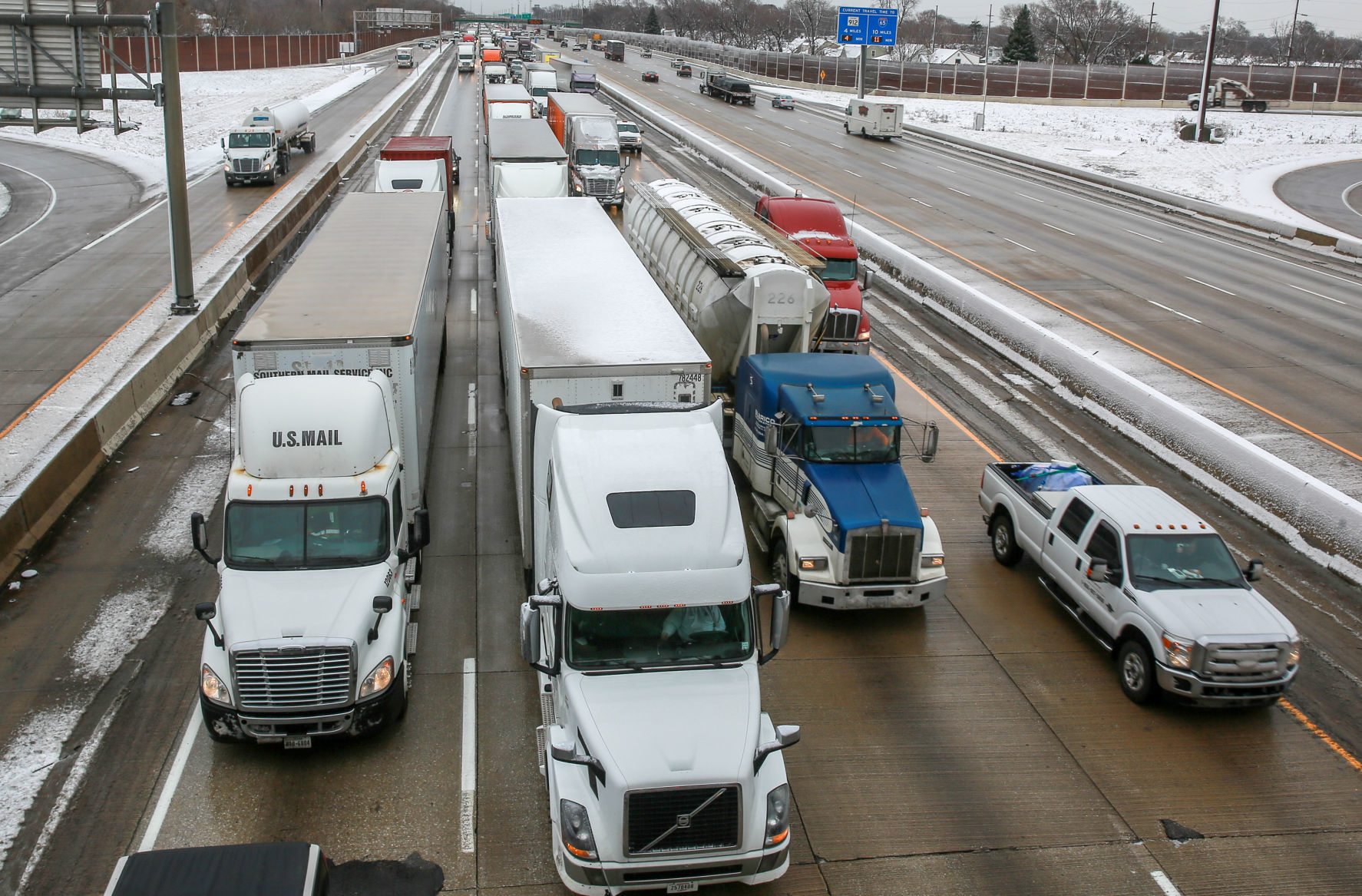 Truck crash on I-94